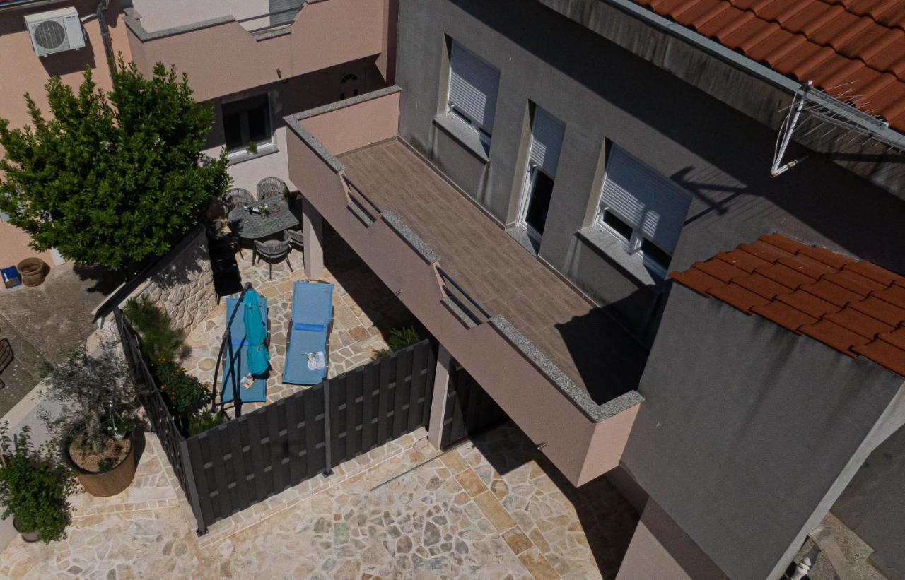 Apartment Stela - Private Terrace & Parking Zadar Exterior foto